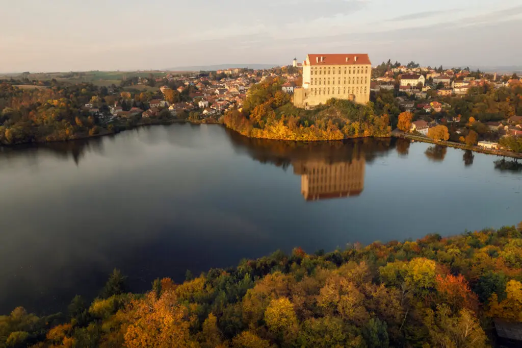 Podzimní zámek plumlov